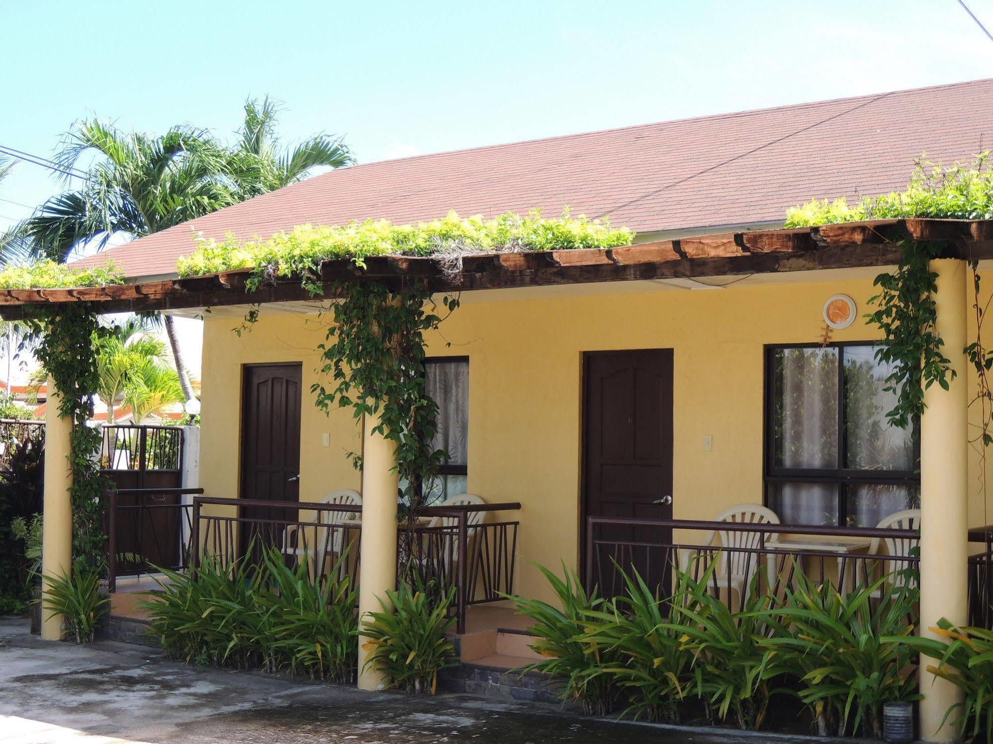 Palms Seaside Inn And Resort Medellin المظهر الخارجي الصورة