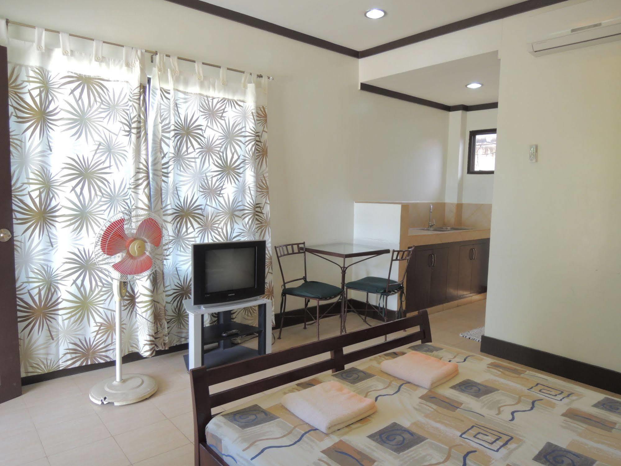 Palms Seaside Inn And Resort Medellin المظهر الخارجي الصورة