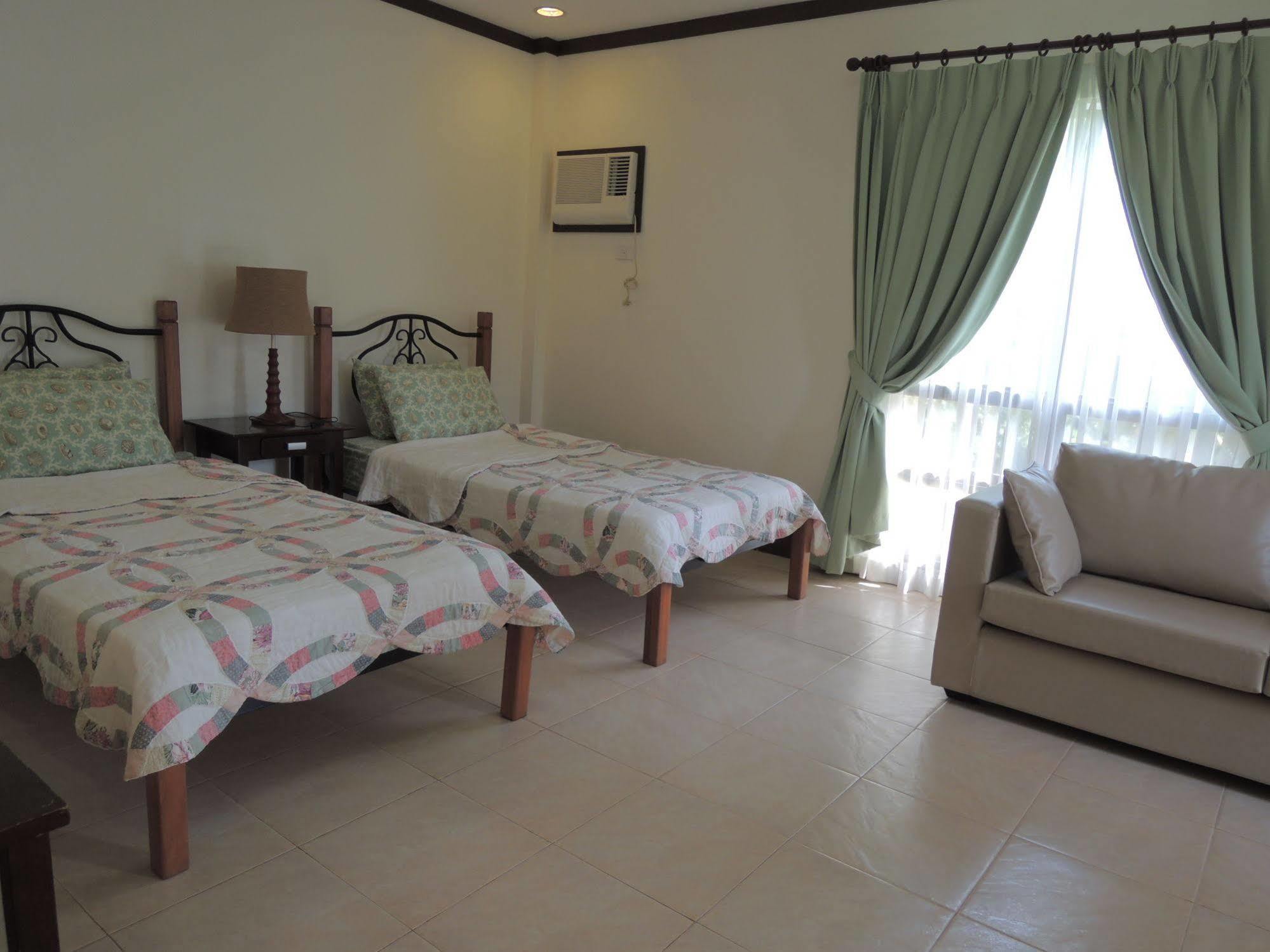 Palms Seaside Inn And Resort Medellin المظهر الخارجي الصورة